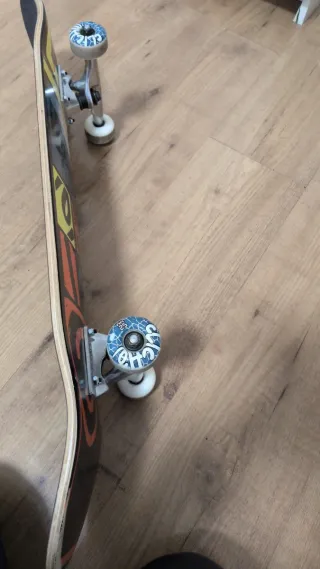 Tabla de skate Cliche