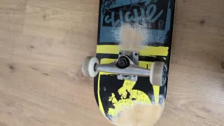 Tabla de skate Cliche