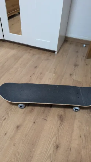 Tabla de skate Cliche