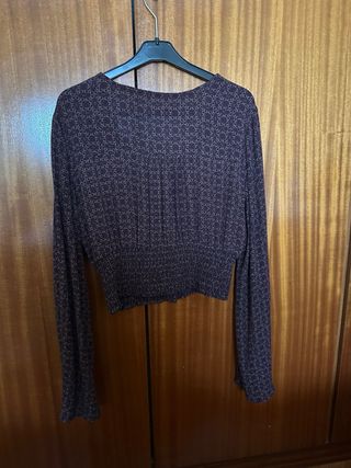 Blusa granate con estampado