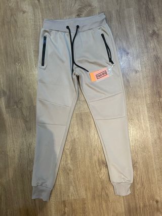 Chándal beige hombre