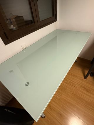 Mesa escritorio cristal y metal