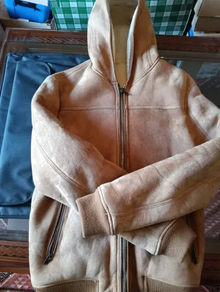 Cazadora con capucha Talla L