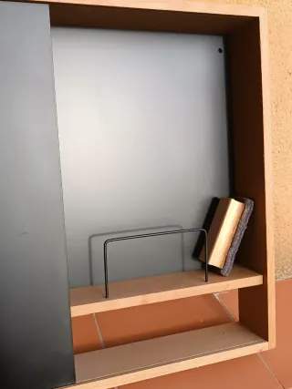 Scaffale modulare per ingresso IKEA in legno e metallo