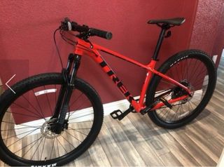 Trek Marlin 8 MTB Taglia M Rosso (trattabile)