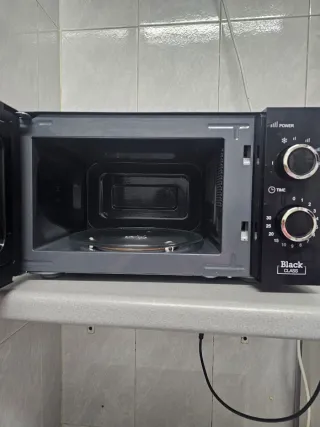 Microondas Negro Black Class