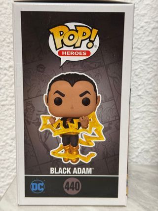Funko Pop Black Adam - Nuevo