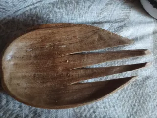 CUCHARAS DE MADERA ANTIGUAS.