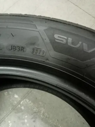 235/55R18 100V Goodyear (dot3322)