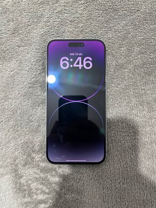 iPhone 14 Pro Max Lila