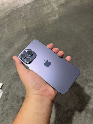iPhone 14 Pro Max Lila