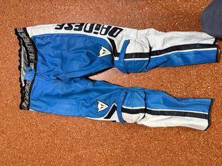 Pantalón cuero Dainese Talla 50 (marca 54)