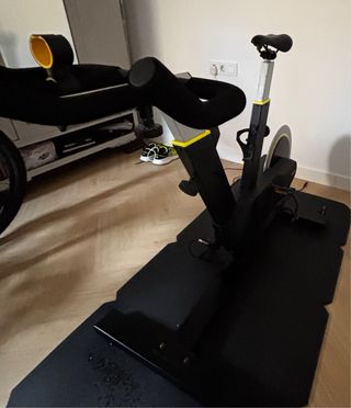 Bicicleta Spinning Interactiva Bkool