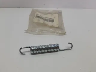 Muelle caballete central Suzuki DR 50