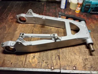 Basculante Kawasaki Zephyr 750