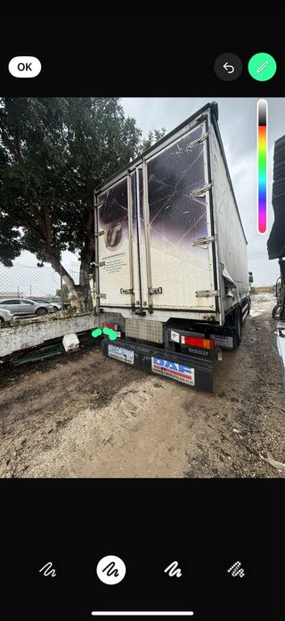 Camión Renault 320 dci