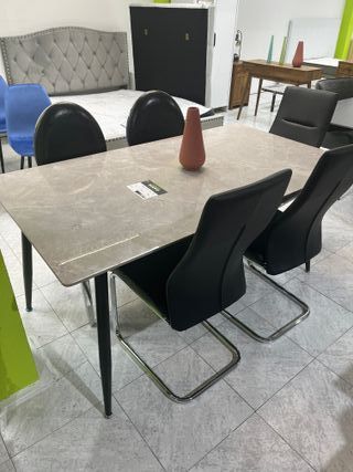 Mesa Comedor Marmol y Metal