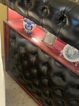 Barra de bar de cuero negra negociable