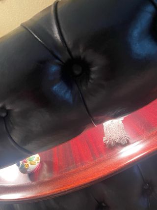 Barra de bar de cuero negra negociable