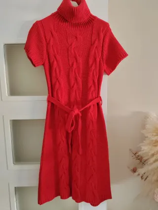 Vestido punto cuello cisne burdeos