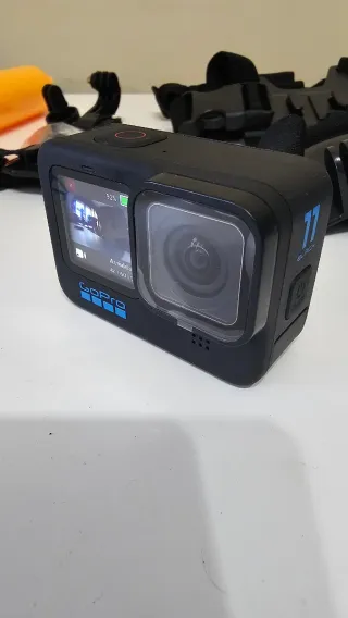 GoPro Hero 11 Black - Como Nueva