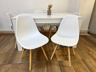 MESA DE COMEDOR DE DISEÑO MODERNO – 99€