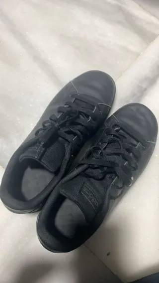 Botines Adidas Negros