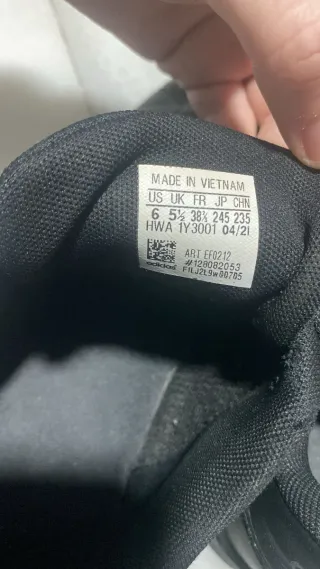 Botines Adidas Negros