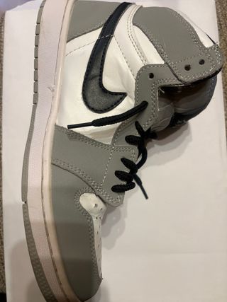 Nike Air Jordan 1 Gris Blanco