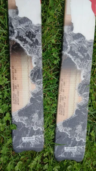 Esquís de travesía