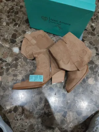 Botas Niko Amore ante marrón sin estrenar