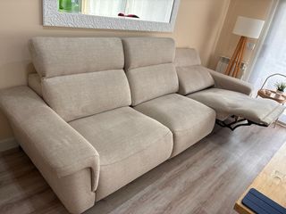 Sofá de 2’82m de ancho con motores