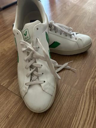 Zapatillas Veja Talla 42 Blancas y Verdes