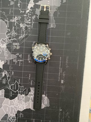 Reloj Armani Negro y Azul