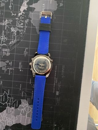 Reloj Armani Negro y Azul