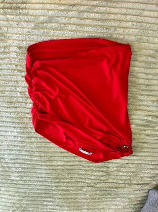 Top corto rojo , vierde y blanco