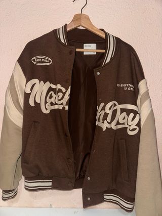 Chaqueta Bomber Bershka Talla XS