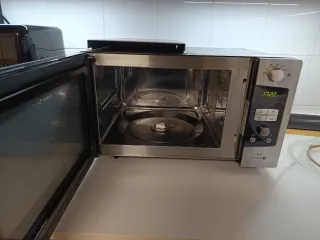 Microondas y grill integrable LG