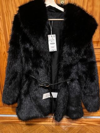 Abrigo pelo Zara Negro Talla S