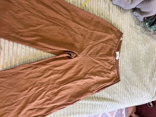 Pantalones marrones