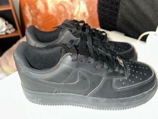 Nike Air Force 1 Negras