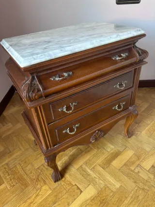 Cómoda y Mesitas de Noche Madera