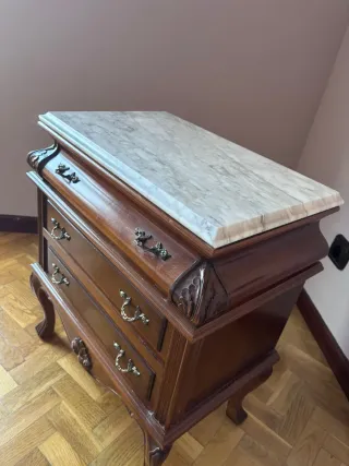 Cómoda y Mesitas de Noche Madera