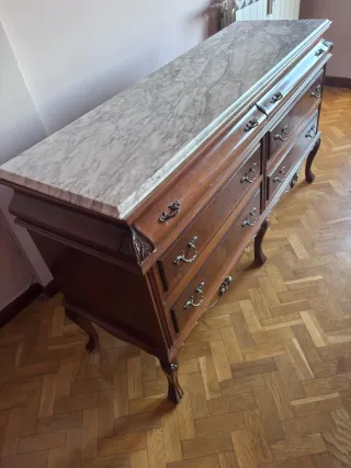 Cómoda y Mesitas de Noche Madera