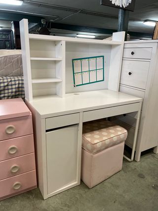 Escritorio juvenil blanco con cajones y taburete