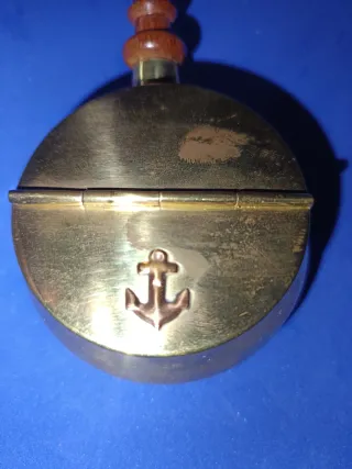 Cenicero Marino Latón y Madera