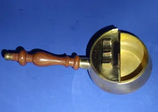 Cenicero Marino Latón y Madera