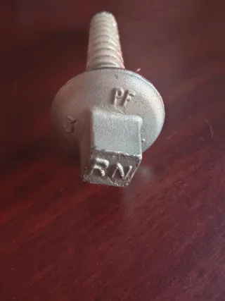 Tornillo tirafondo Adif