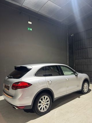Porsche Cayenne 2012