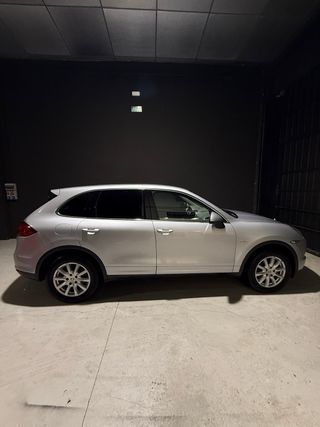 Porsche Cayenne 2012